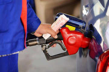 岑盛东：汽柴油又双叒叕上涨了，你的车加满油没？