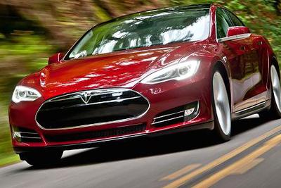 特斯拉停售60千瓦时入门级Model S 精简产品线