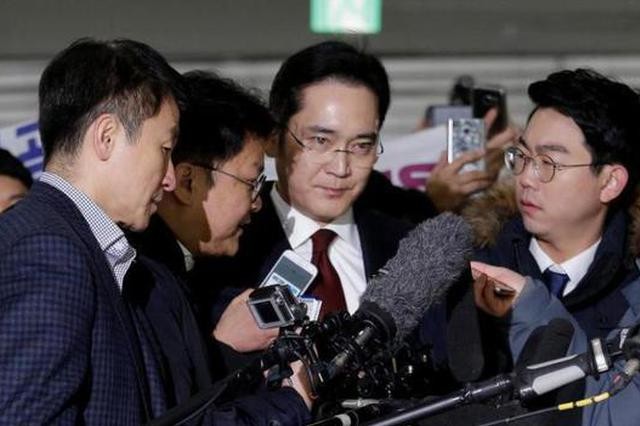 韩国检方周日之前决定是否逮捕三星李在镕