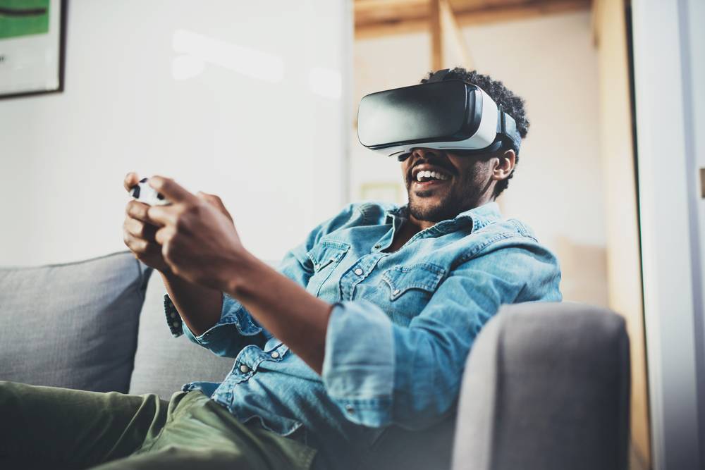 消失了快一年的 VR、AR，现在到底怎么样了?