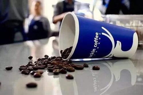 瑞幸咖啡发上市后首份财报 二季度净亏超6亿