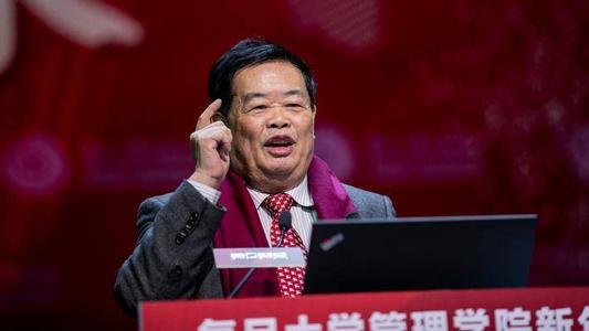 曹德旺呼吁不要用“老赖”形容破产企业家