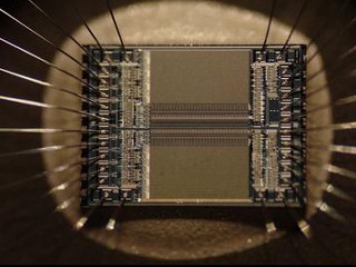 MIT开发新技术：让芯片自己组装自己 轻松实现7纳米