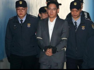 韩国检方披露政府高官笔记 施压三星太子行贿案