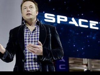 马斯克：明年SpaceX可完成主要火箭组件的100%再利用