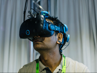 Startup N发布了世界上第一个脑力控制的VR游戏